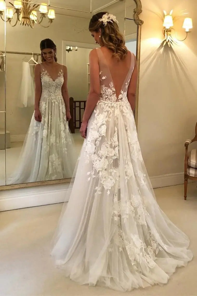 A-Line/Princess V-neck Sleeveless Sweep/Brush Train Applique Tulle Wedding Dresses-720