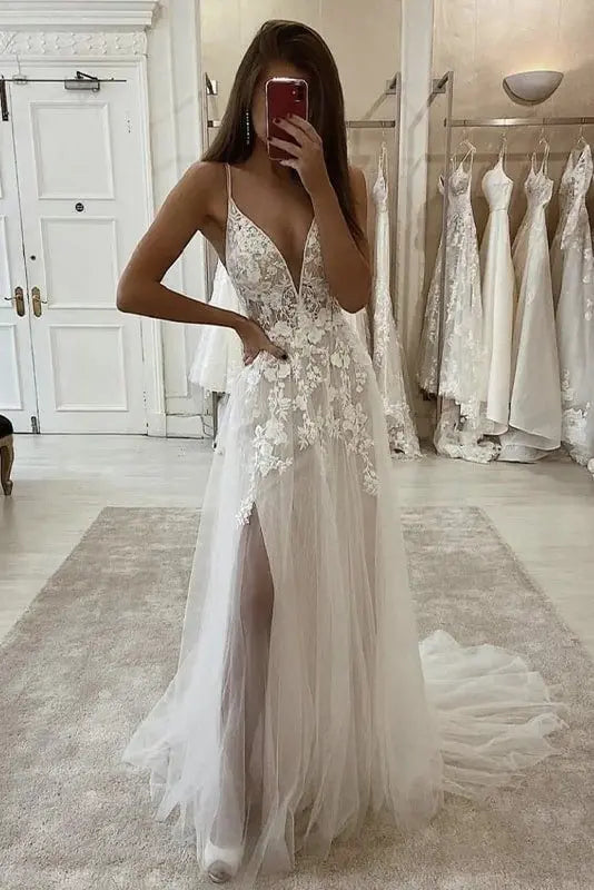 A-Line/Princess Tulle Applique V-neck Sleeveless Sweep/Brush Train Wedding Dresses - KAIDRESS