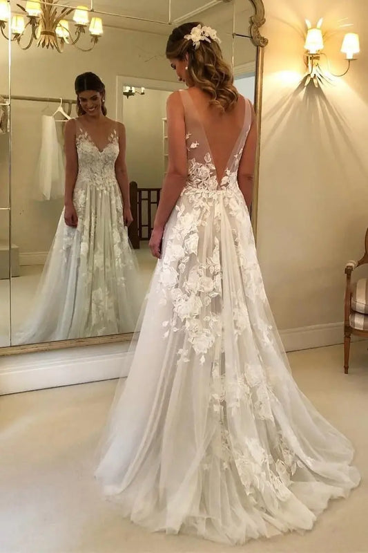 A-Line/Princess V-neck Sleeveless Sweep/Brush Train Applique Tulle Wedding Dresses-720