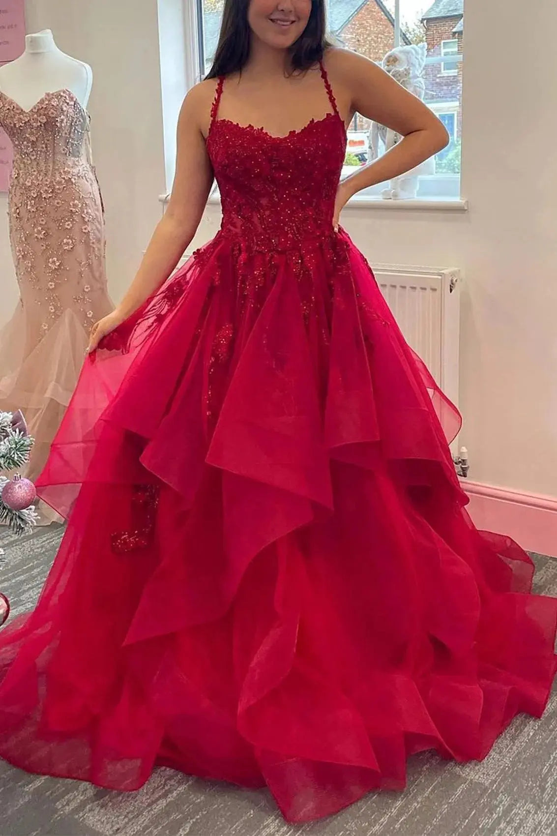 A-line Princess V Neck Floor-Length Tulle Prom Dresses with Appliqued - KAIDRESS