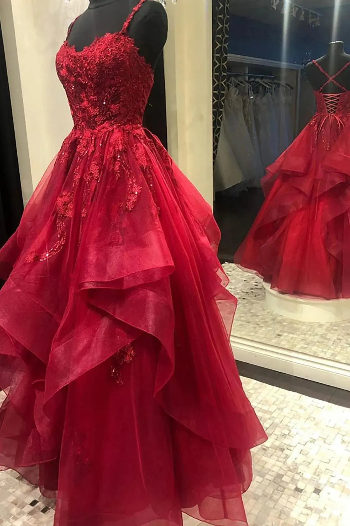 A-line Princess V Neck Floor-Length Tulle Prom Dresses with Appliqued - KAIDRESS
