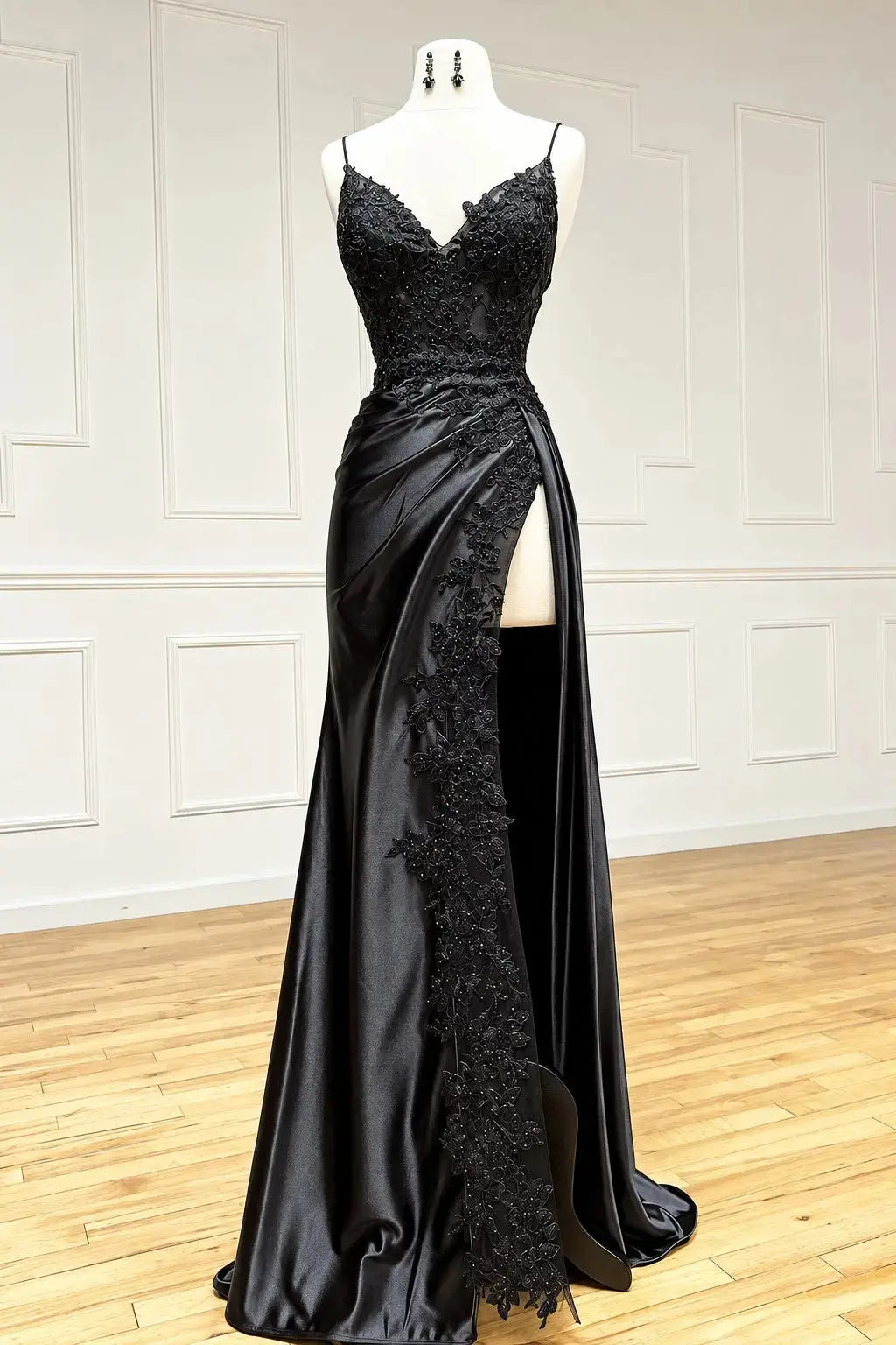 Black Lace Sheath Prom Dress with V-Neck, High Slit & Criss-Cross Back