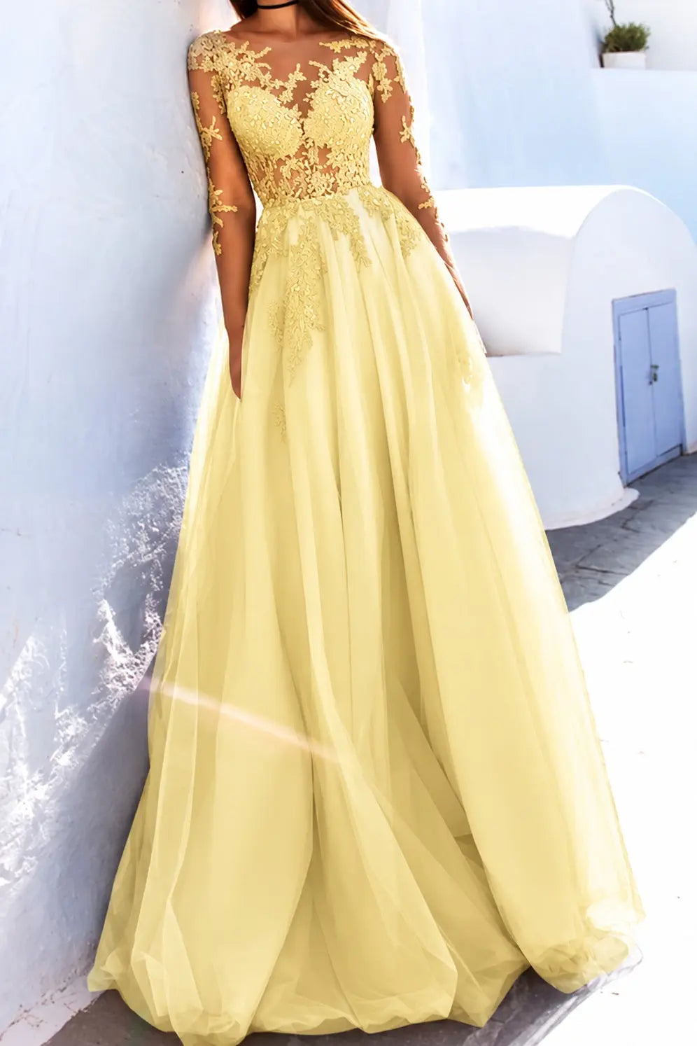 A-Line Scoop Long Sleeves Floor-Length With Applique Tulle Prom Dresses