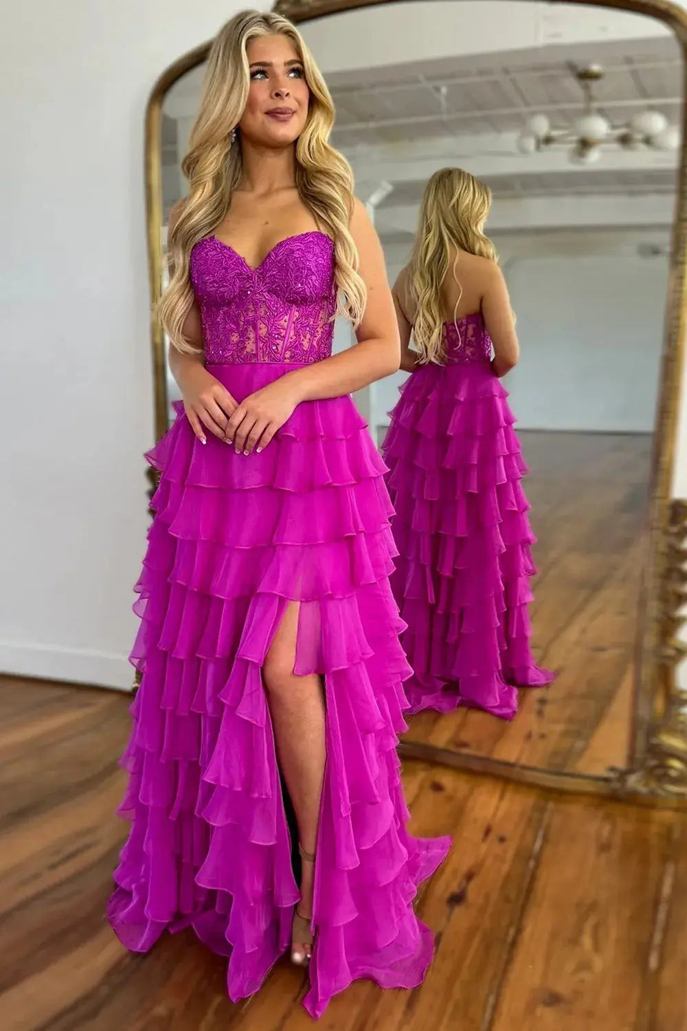 A-line/Princess Chiffon Fuchsia Sweetheart Tiered Ruffles Prom Dress with Slit Applique - KAIDRESS