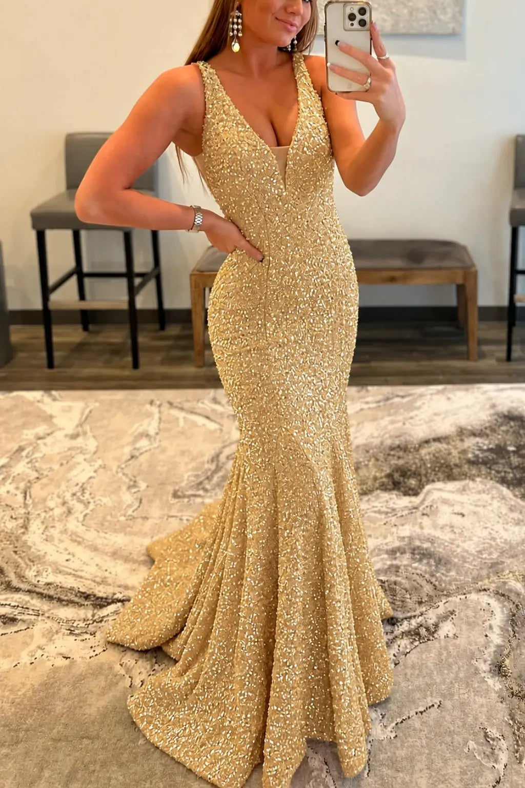 Sheath/Column Trumpet/Mermaid V Neck Sleeveless Velvet Sequins Sweep Train Prom Dress