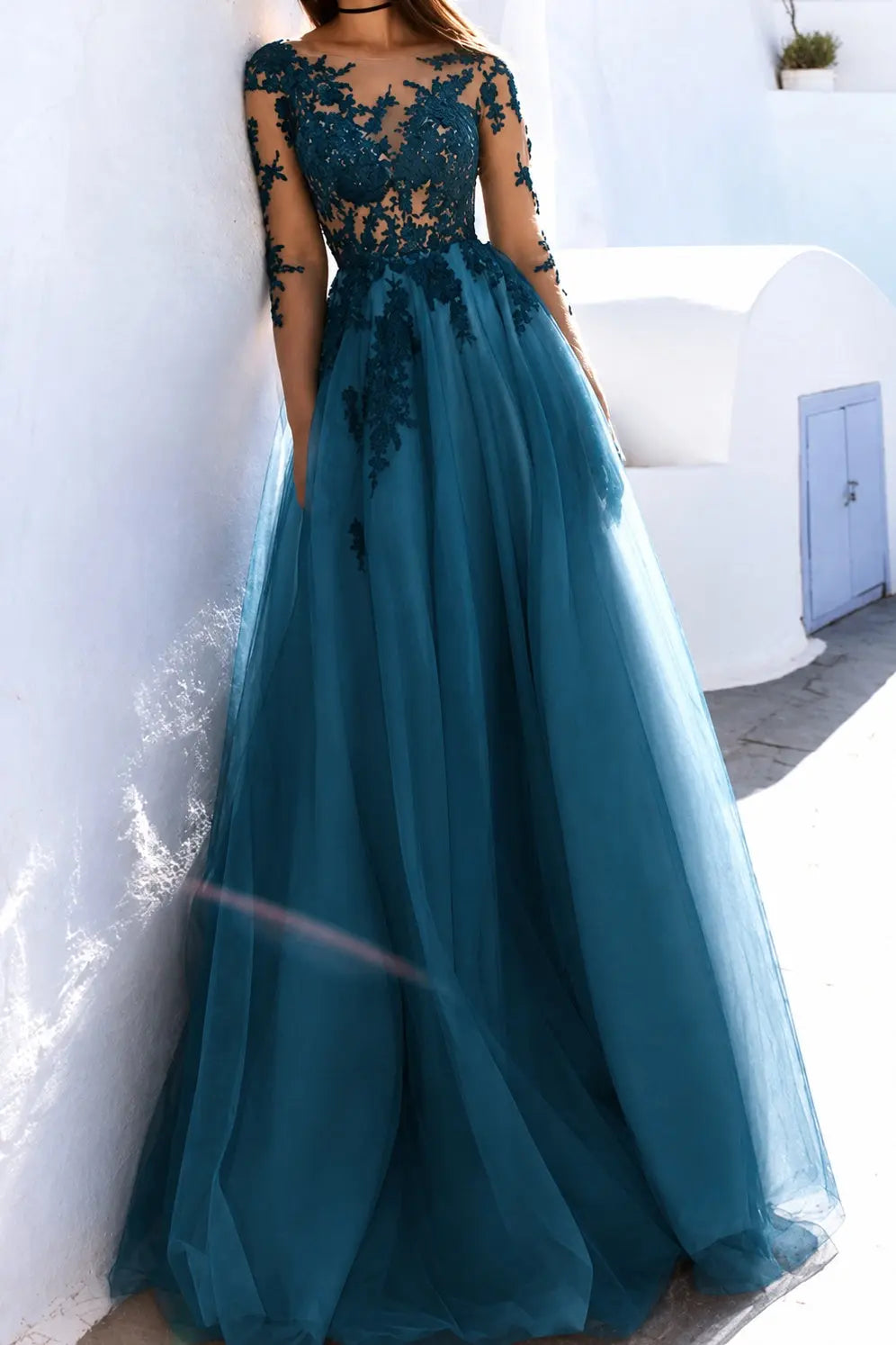 A-Line Scoop Long Sleeves Floor-Length With Applique Tulle Prom Dresses