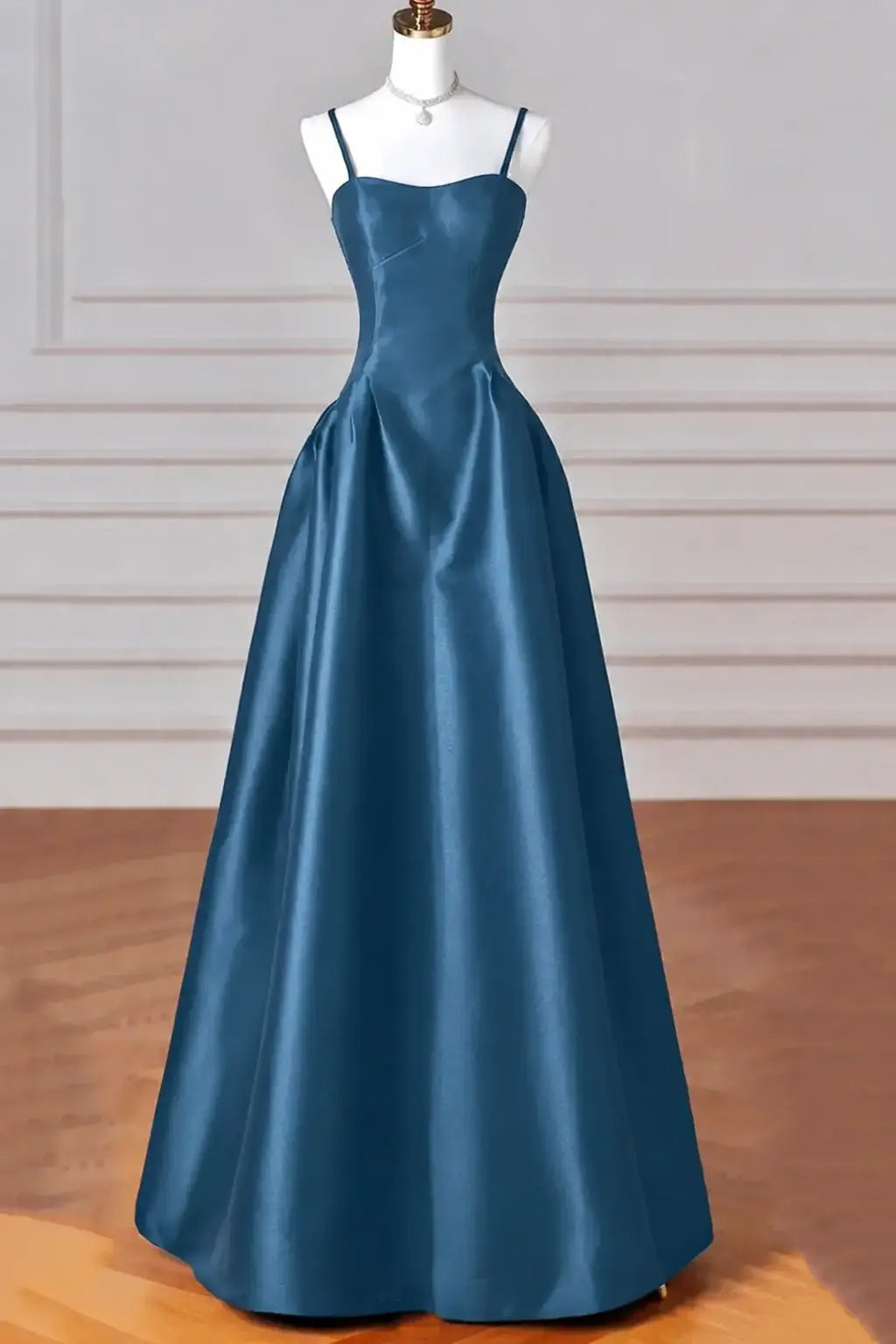A-Line/Princess Halter Satin Sleeveless Long Prom Dress Black Prom Gown Kaidress