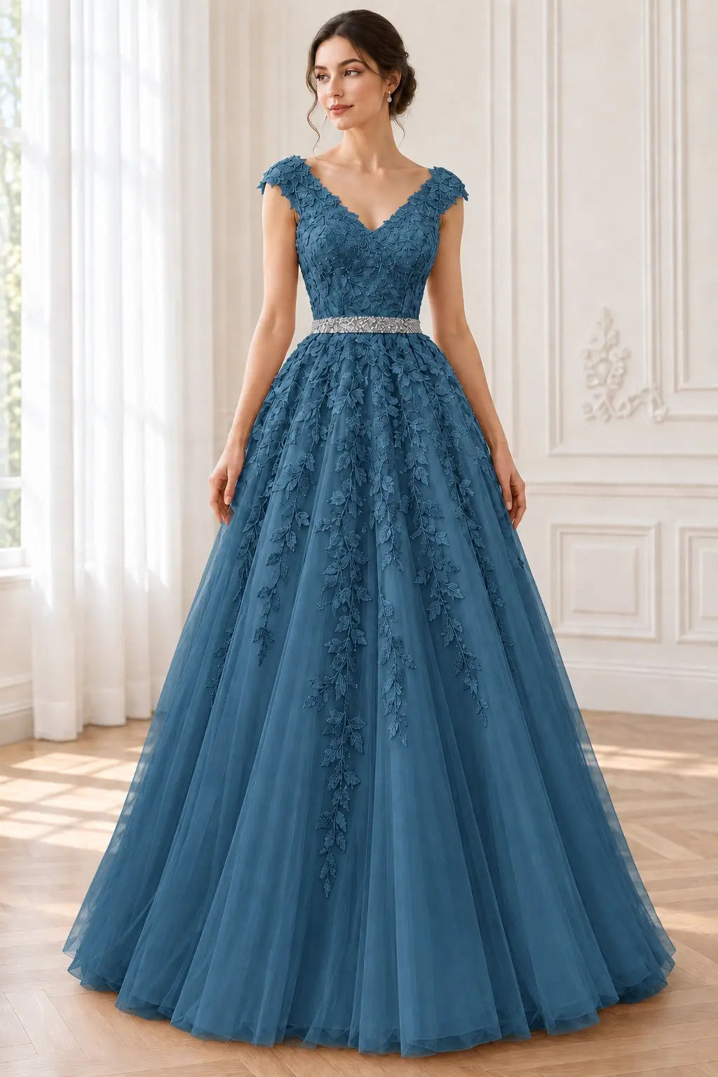 A-Line/Princess V-Neck Sleeveless Floor-Length Applique Tulle Prom Dresses
