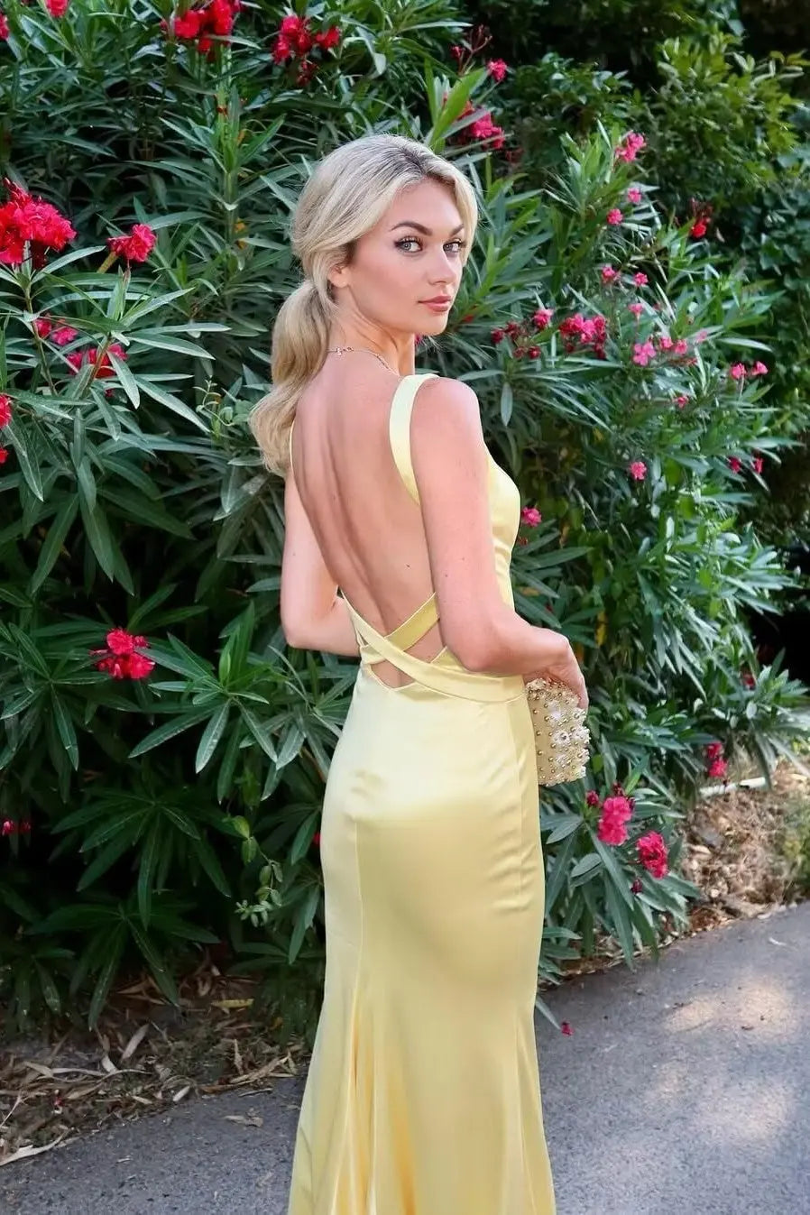 Kaidress 2026 Yellow Silk Mermaid Prom Dress, V-Neck Backless Sweep Train, Sleeveless Formal Evening Gown