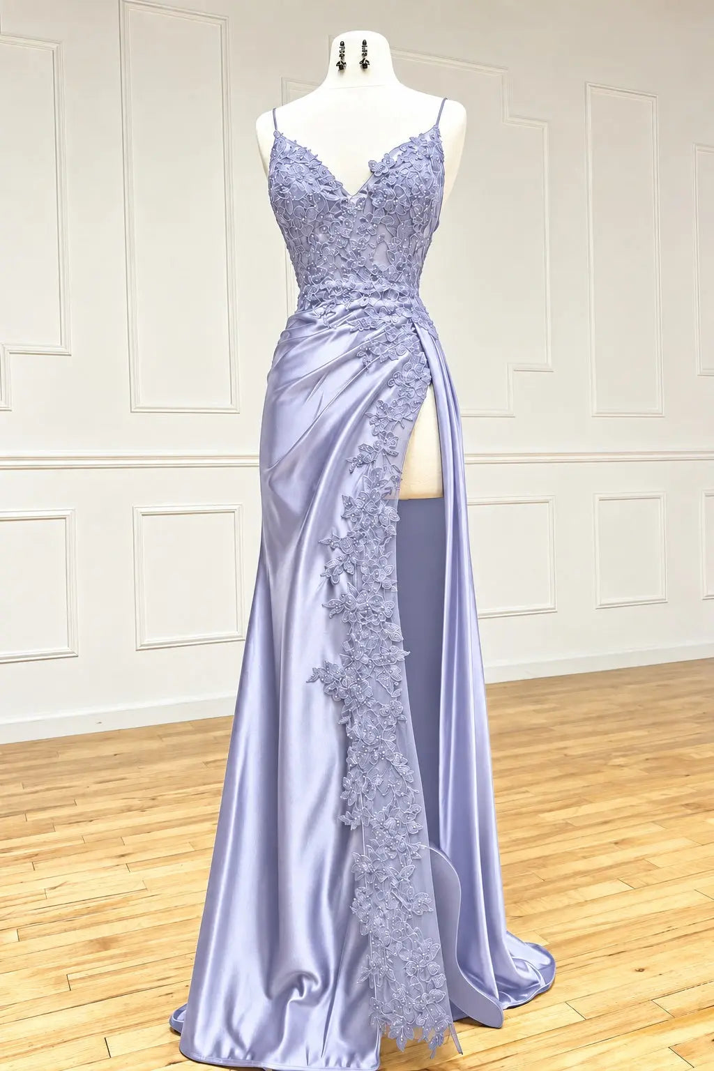 Sheath/Column Black Long Prom Dress Lace V Neck Formal Dresses High split