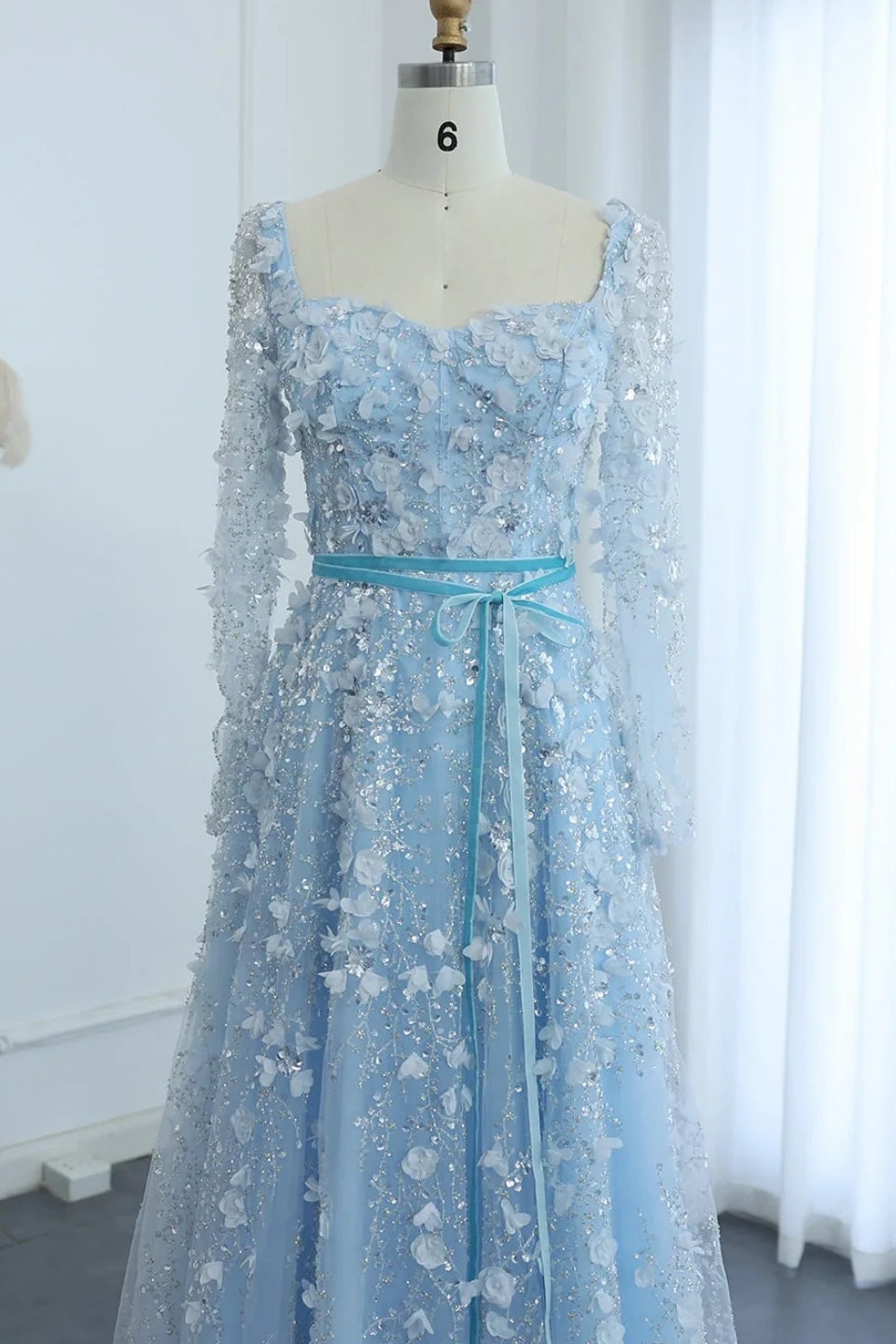 Luxury 3D Flower Gray A-line Long Sleeves Prom Dress KAIDRESS
