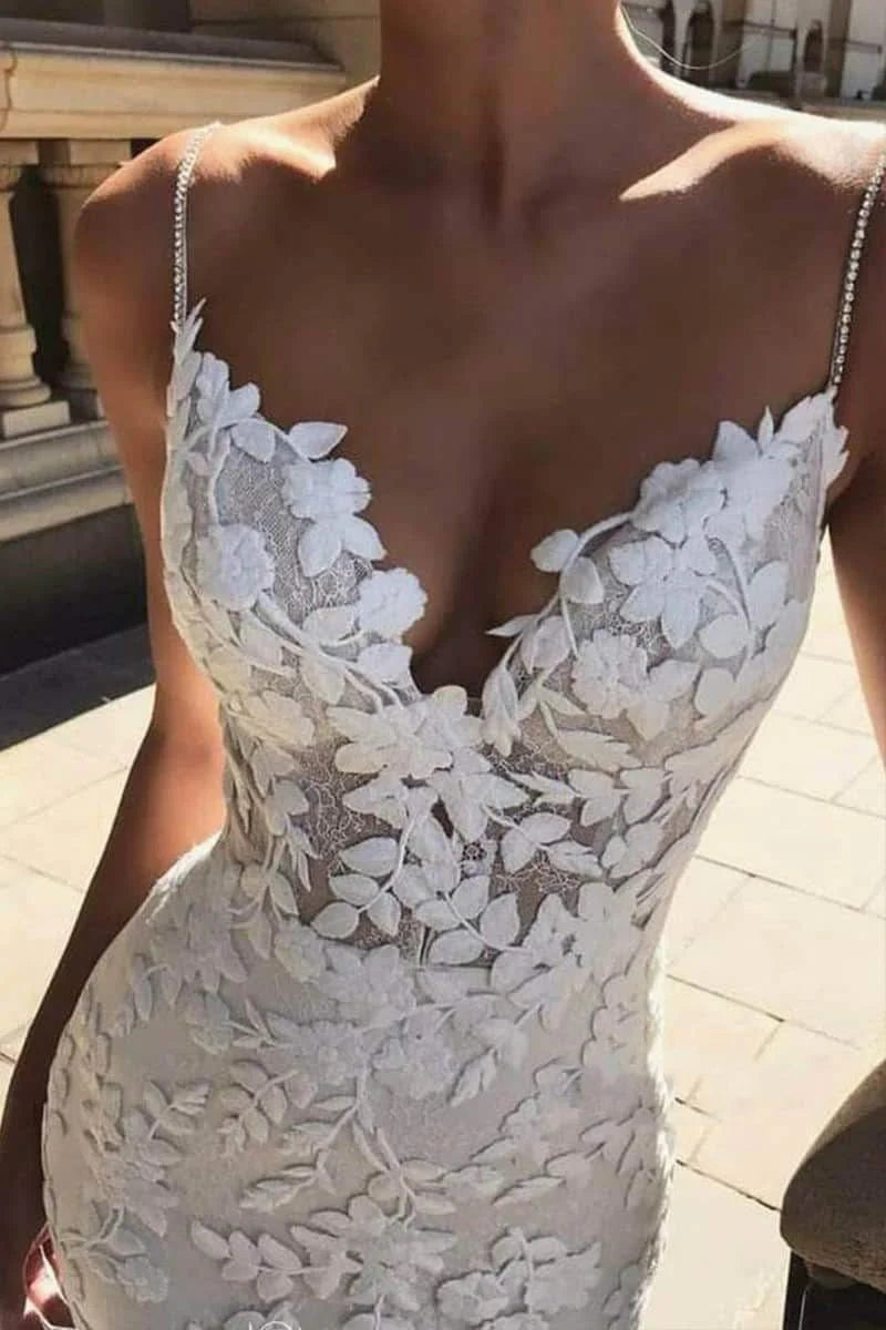 Mermaid Sheath Spaghetti Straps Halter V-neck Lace Boho Wedding Dresses
