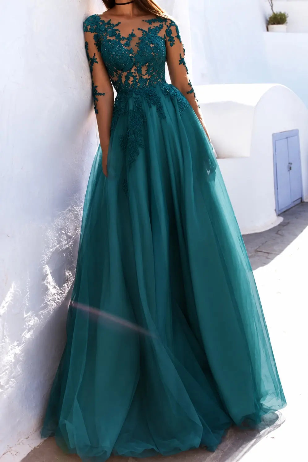 A-Line Scoop Long Sleeves Floor-Length With Applique Tulle Prom Dresses