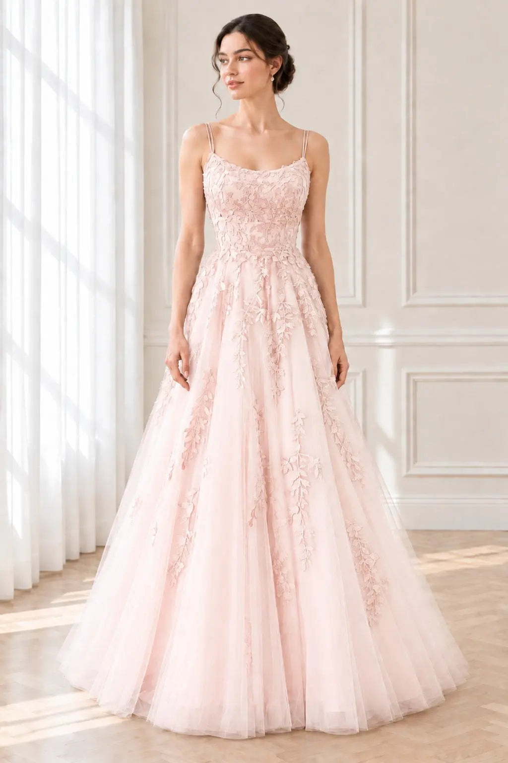 A-Line/Princess Tulle Applique Spaghetti Straps Sleeveless Floor-Length Prom Dresses