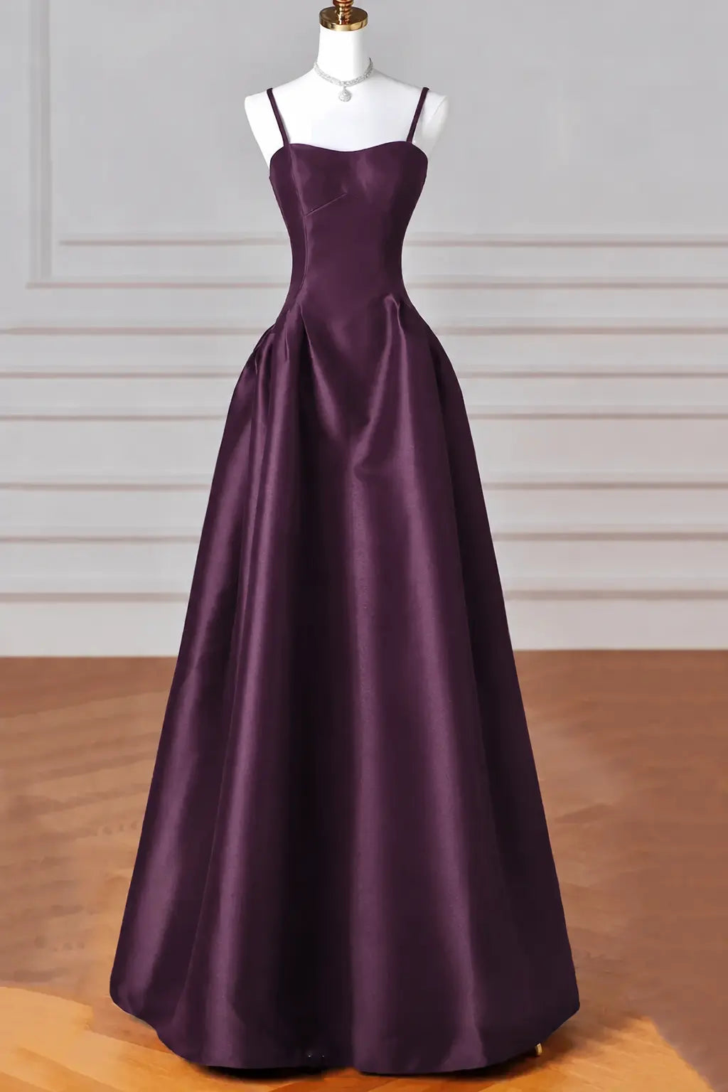 A-Line/Princess Halter Satin Sleeveless Long Prom Dress Black Prom Gown Kaidress