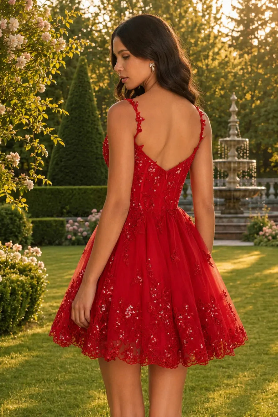Glittering A-line Sweetheart Short/Mini Tulle Homecoming Dress with Appliqued Beading KAIDRESS