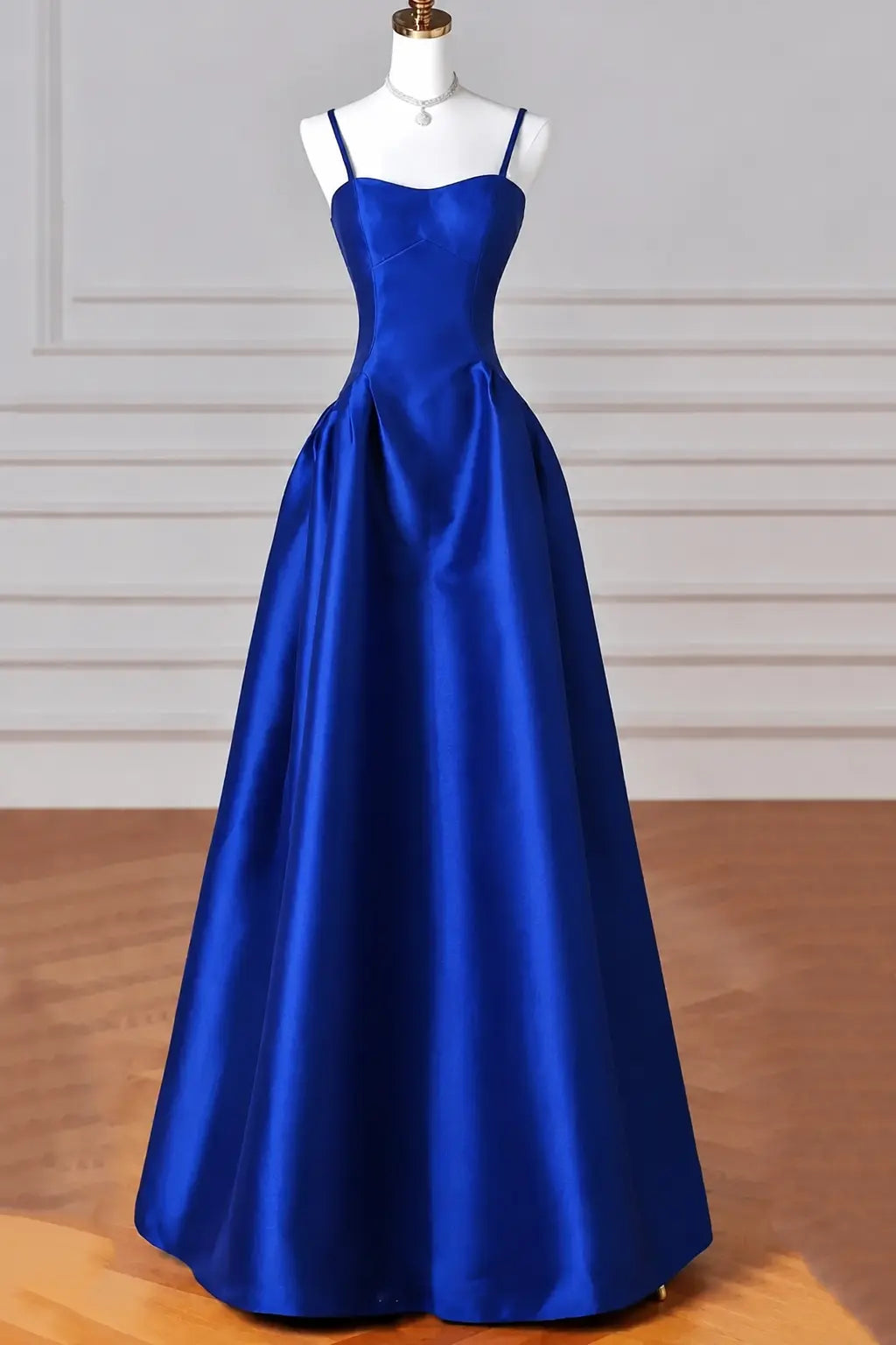 A-Line/Princess Halter Satin Sleeveless Long Prom Dress Black Prom Gown Kaidress