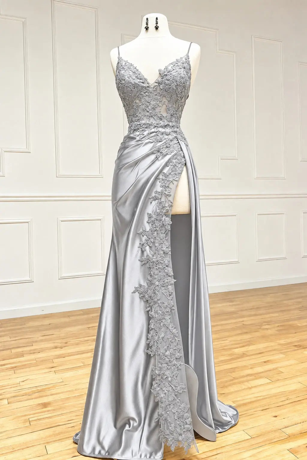 Sheath/Column Black Long Prom Dress Lace V Neck Formal Dresses High split