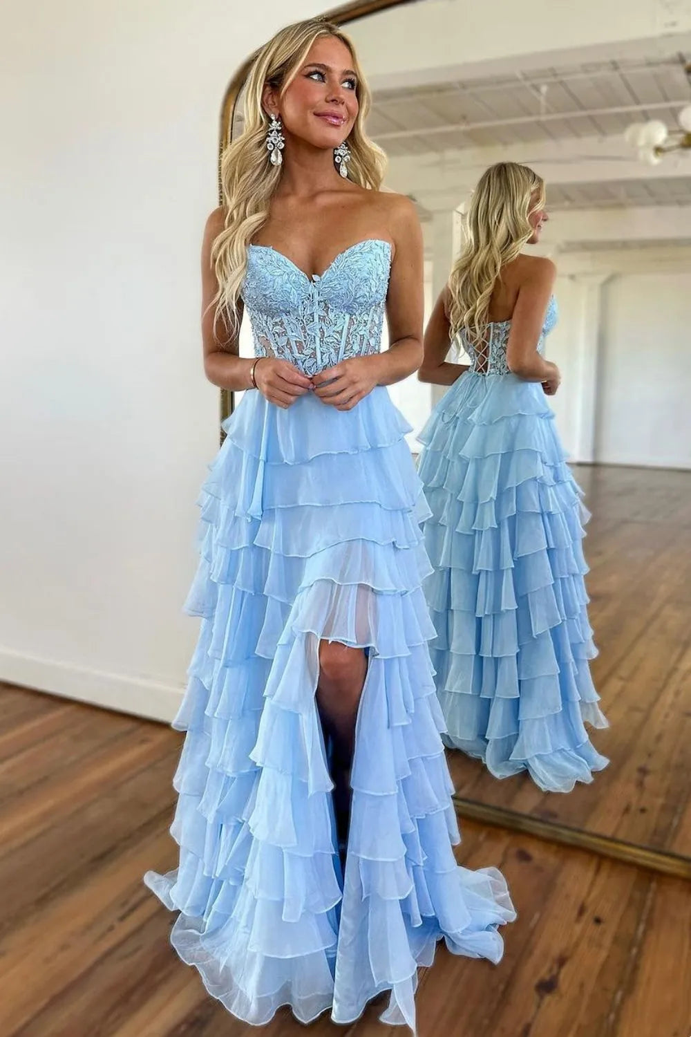 A-line/Princess Chiffon Fuchsia Sweetheart Tiered Ruffles Prom Dress with Slit Applique