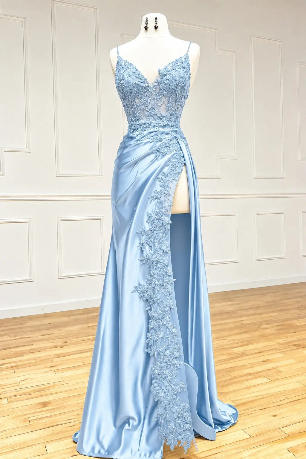 Sheath/Column Black Long Prom Dress Lace V Neck Formal Dresses High split