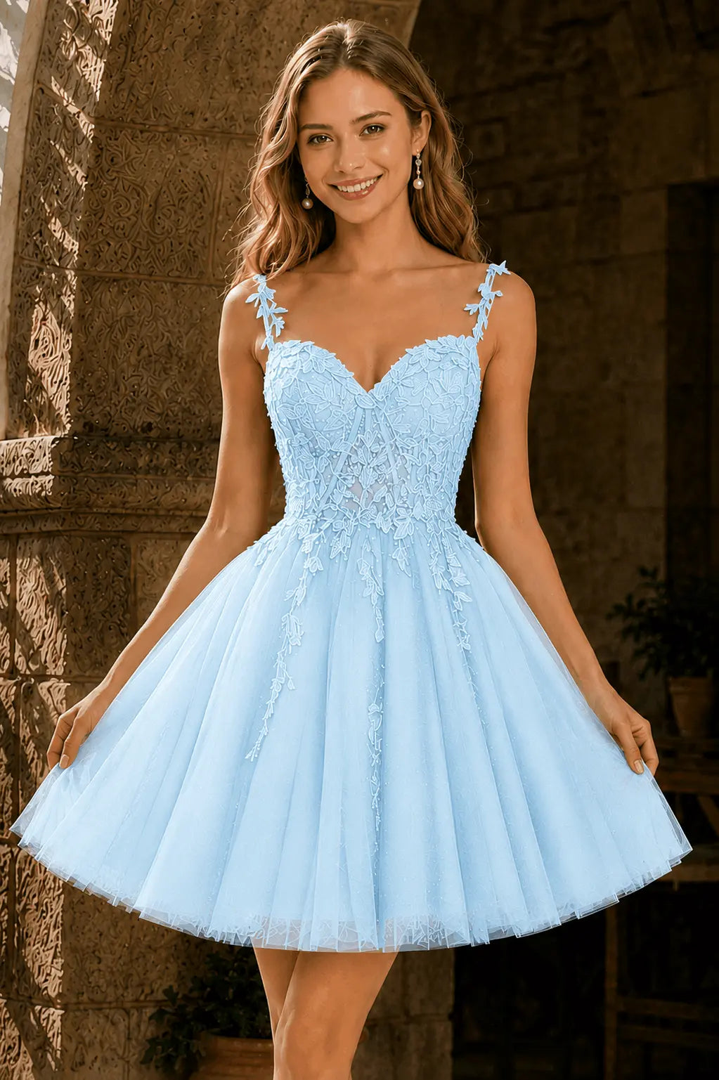 A-line V Neck Short/Mini Tulle Lace Homecoming Dress