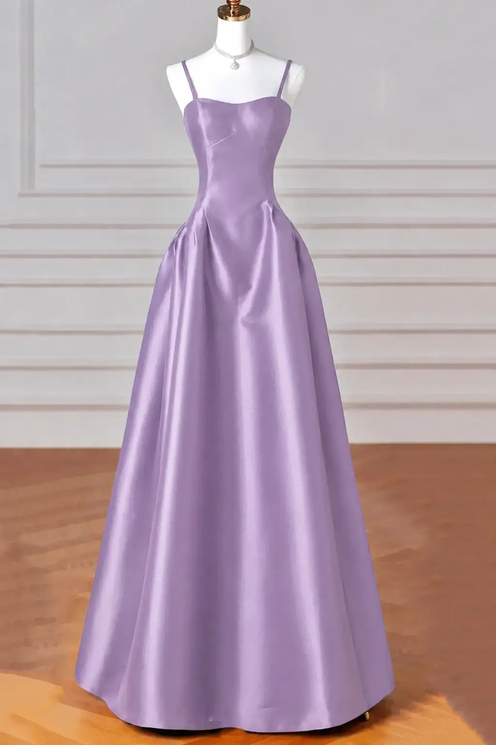 A-Line/Princess Halter Satin Sleeveless Long Prom Dress Black Prom Gown Kaidress