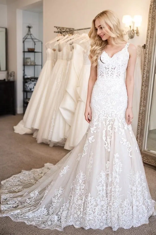 Trumpet/Mermaid Tulle Applique V-neck Sleeveless Chapel Train Wedding Dresses
