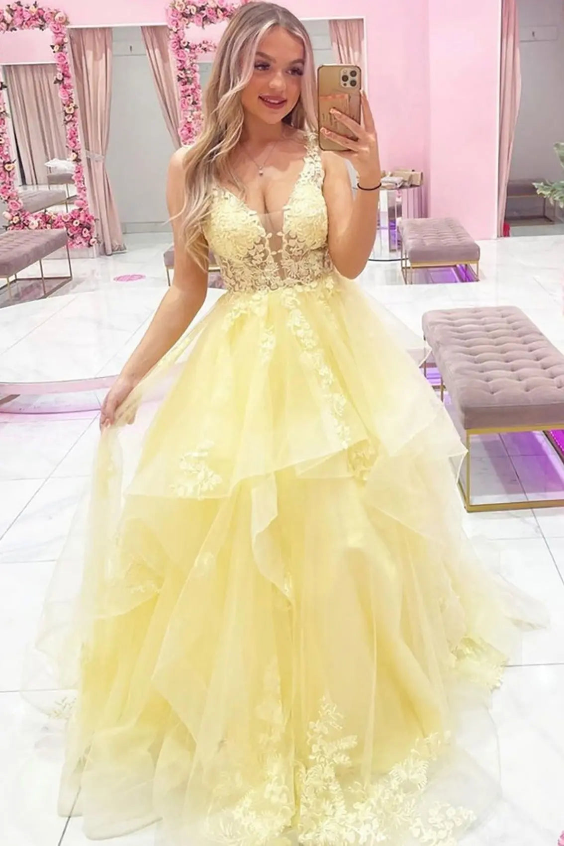 Tulle Yellow Formal Prom Dresses Princess V-neck Long Evening Gowns