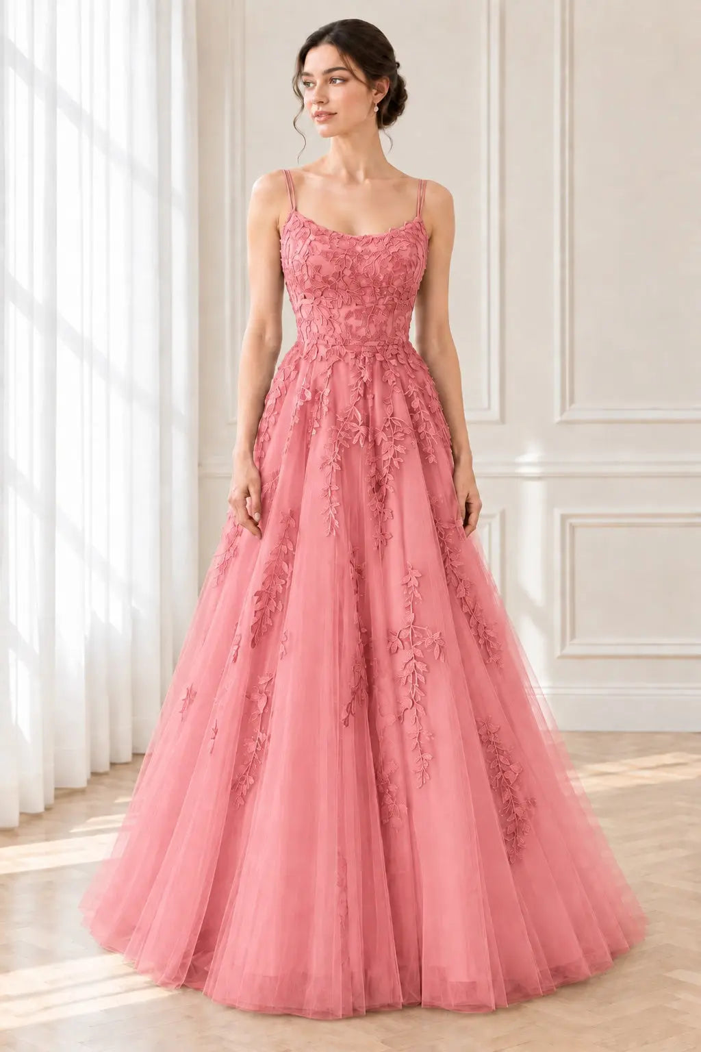 A-Line/Princess Tulle Applique Spaghetti Straps Sleeveless Floor-Length Prom Dresses